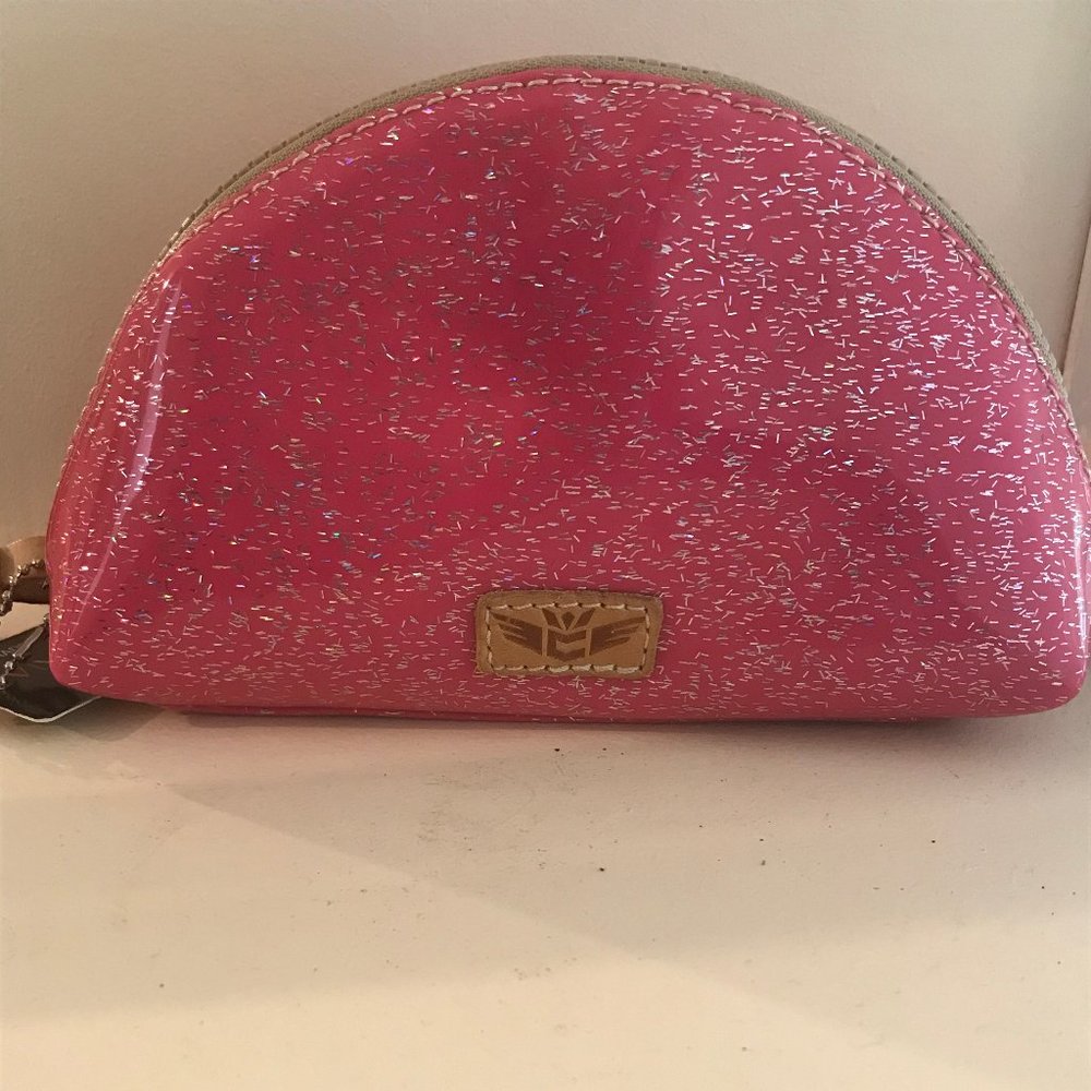 Viva Consuela Clamshell bag NWT